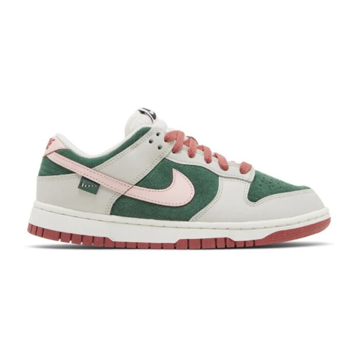 Dunk-Low-SE-All-Petals-United