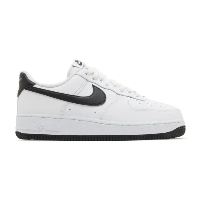 Air Force 1 07 White Black Outsole